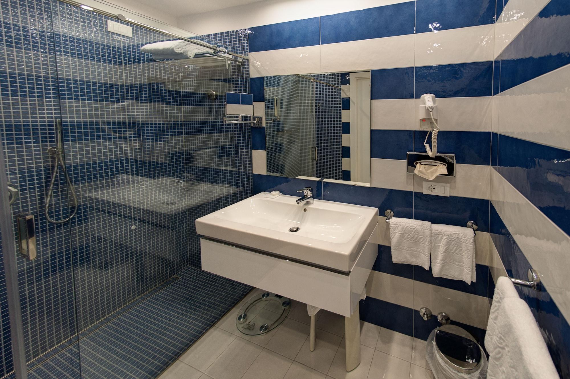 Boutique Hotel Helios (Adults Only) Sorrento Dış mekan fotoğraf
