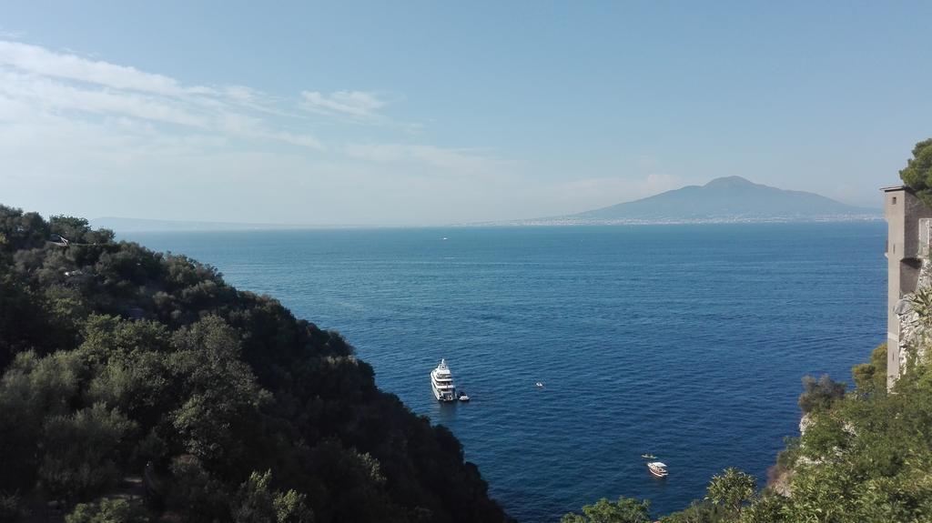 Boutique Hotel Helios (Adults Only) Sorrento Dış mekan fotoğraf